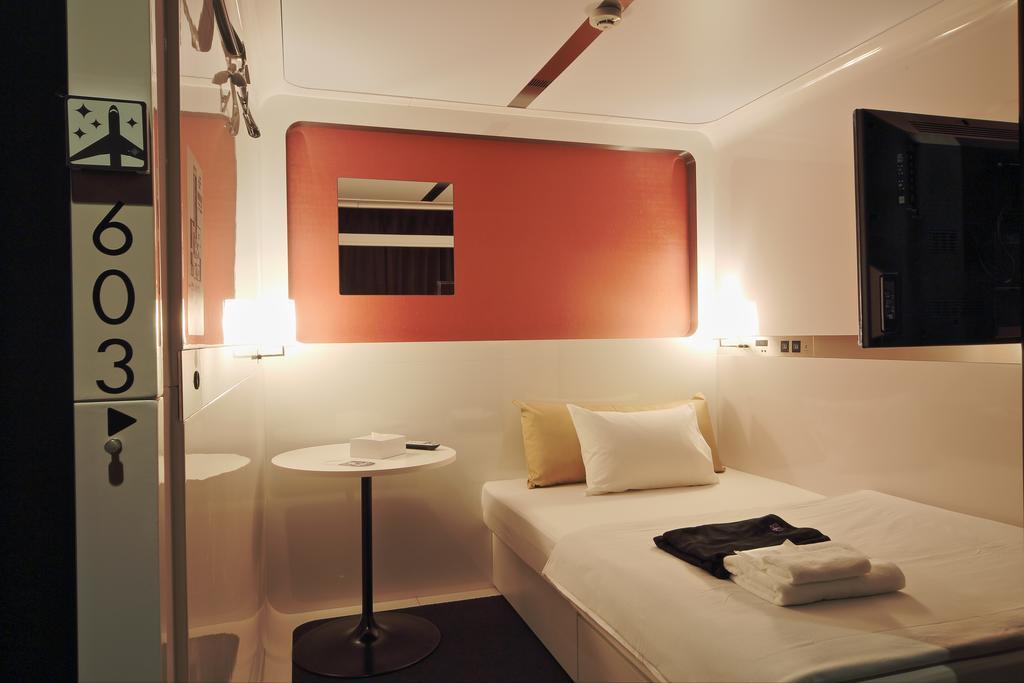 First Cabin Shinbashi Atagoyama Tokyo Rom bilde